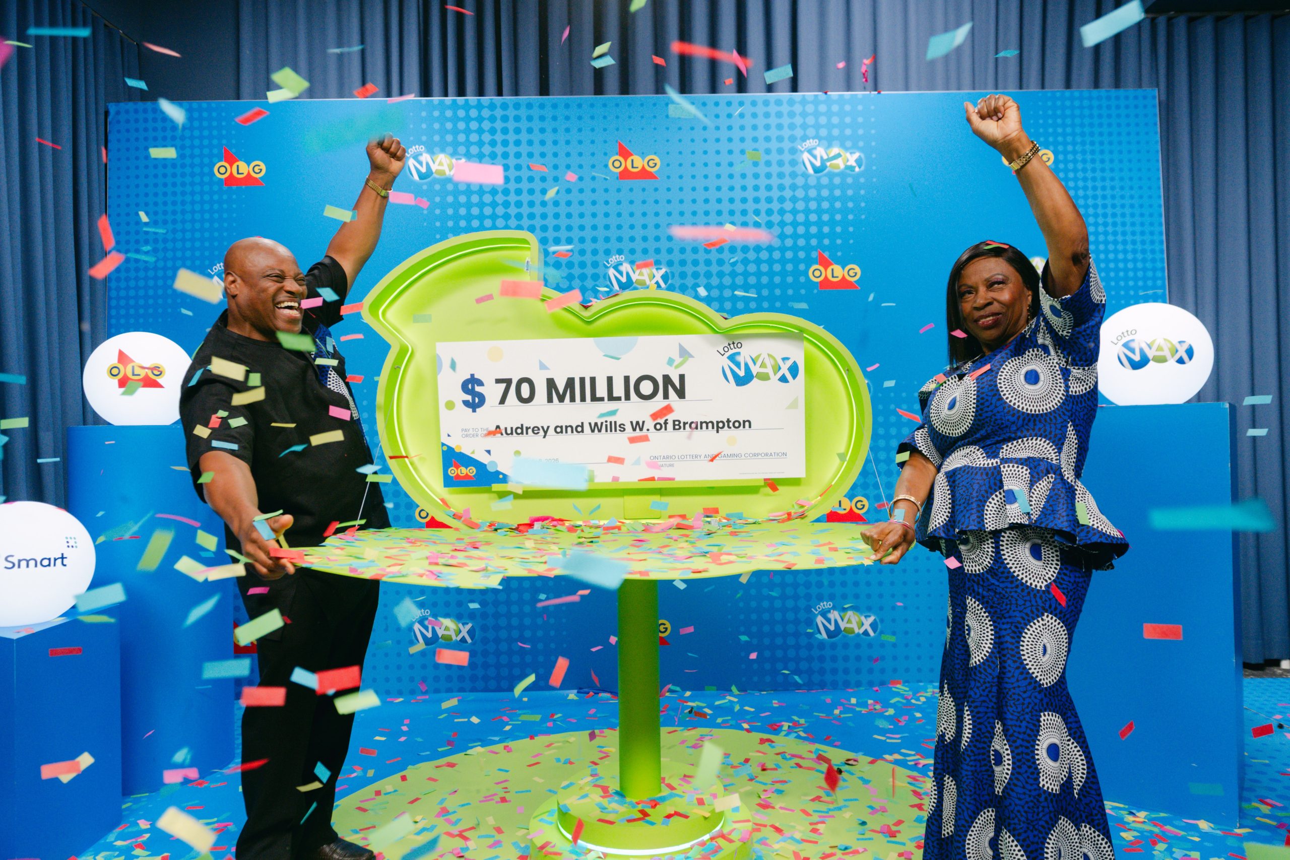Entrevue - célébration des gagnants de 70 millions $ à LOTTO MAX - Audrey et Wills de Brampton